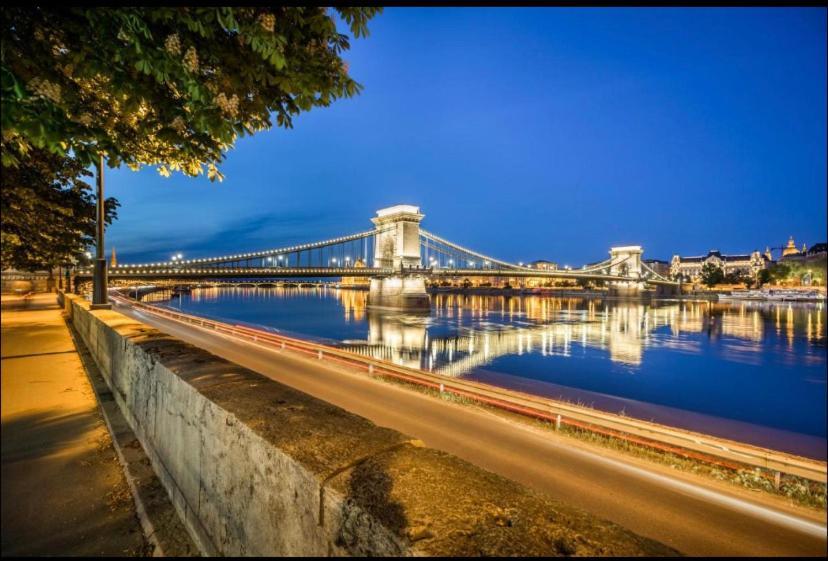 Paskal Themal Apartman, Free Parking Inside The Building Apartamento Budapeste Exterior foto